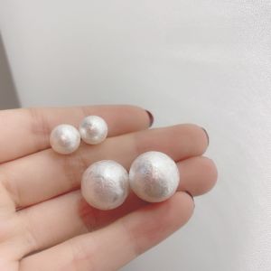 ต่างหูไข่มุกผ้าฝ้ายเงินแท้สไตล์เรียบง่ายสำหรับผู้หญิง ต่างหูแบบสวมที่มีสไตล์ใหม่ปี 2024 ของ Brody แบรนด์เกาหลี