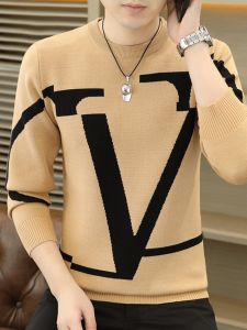 Warmth Fleece Knitted Sweater Mens Slim Fit Autumn Winter Base Layer Shirt Fashionable Embroidery European Style Male Garment