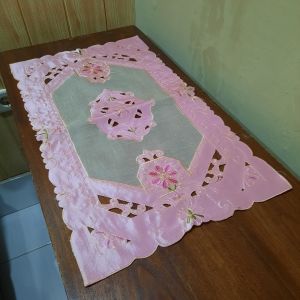Taplak Meja Kecil Bordir Serat Nanas Organdi 35x60 cm Sovenir