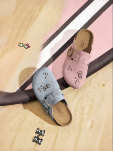 Belle | Women HelloKitty Collaboration Slippers