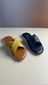 Dustino Slide Nam Quai Chéo Đế Crepe Dép Quai Chữ X Nam Da Bò Đế Crep