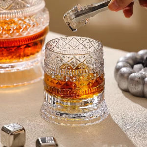 New Whiskey Glasses Rotating Whisky Glass with Glass Base 360 Rotate Degrees Crystal Rum Glass for Family Party Bar Wine Glass
