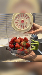 2-In-1 Drain Basket with Lid & Multifunctional & Large Capacity Vegetable Fruit Washing Bowl with Strainer & Folding Handles Fruit Cleaner Bowl for Fridge