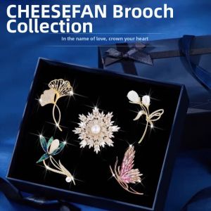 Luxury Elegant Brooch