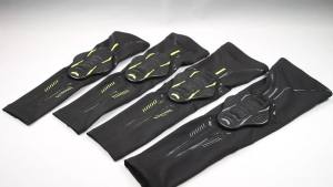 1Pcs Kids Arm Elbow Sleeve Pads 5-15 Years Children Youth Sports Compression Protective Elbow Guard for Volleyball Basketball