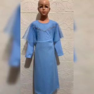 Gamis Anak Dan Remaja Perempuan Terbaru / Maxi Alisa Kids 3-14 Tahun Matt Moscrepe Mix Tille Onde - Bahan Full Moscrepe dengan Lapisan Tille Dot (9 Warna & 4 Ukuran)