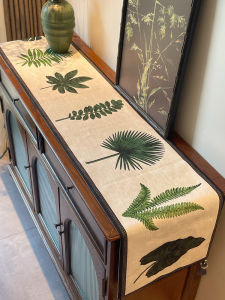 โมเดิร์นเรียบง่ายตกแต่งตารางผ้าธงสําหรับตู้ทีวีตู้รองเท้าโต๊ะยาวธงโต๊ะรับประทานอาหารขอบตู้