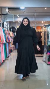 ชุดเดรสออกงาน กระโปรงยาวอัมเบลล่า แฟชั่นอิสลาม เอวสม็อคยืดได้เยอะ ทรงสวยมาก IM22 วาริสมุสลิม