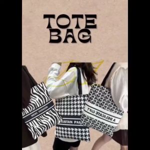 CH-FASHION (BLK/WHITE) KOREAN DESIGN PRINTED CANVAS TOTE BAG