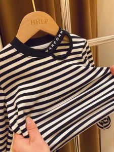 Áo Thun Nữ Tay Dài Kẻ Sọc Co Giãn Thời Trang Mùa Thu Phong Cách Hàn Quốc Cotton 93% Polyester 7% Cổ Tròn in Chữ