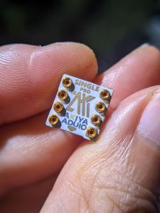 1PCS Single operational amplifier upgrade base decoupling operational amplifier base wealthy gold