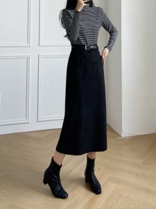 Corduroy High-Waist Slit Skirt