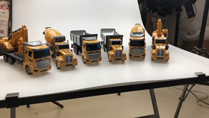 BETTIE Mainan Anak Mobil Excavator Remote Control / Mainan Mobil Remote Control Beko Excavator