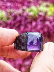 Cincin Batu Kecubung Serat Es Kotak