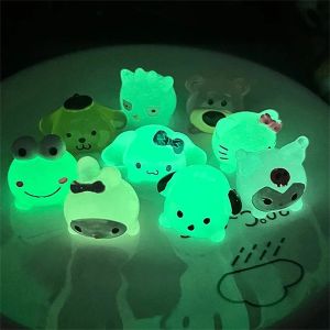 Kawaii Sanrio Luminous Key Chain Cartoon Hello Kitty Kuromi Cinnamoroll Backpack Bell Pendant Night Glow Keychains Jewelry Gifts