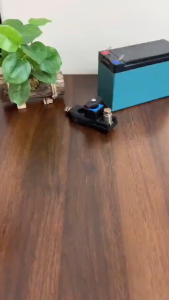 Pemutus Sirkuit Baterai Mobil | Inti Tembaga Tebal & Desain Anti Sentuh | Universal untuk 12V/24V | Pengunci Aman + Mudah Dipasang