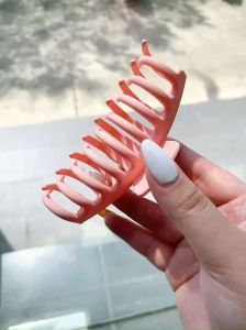 Hokkaido - Kẹp tóc càng cua màu hồng nhạt size 11cm phong cách Hàn Quốc hottrend