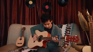 Gitar Semi Akustik Mandalika JW-01 Natural EQ7545R Free Softcase dan Senar Cadangan