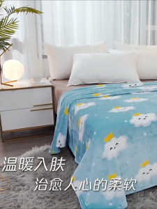 ผ้าห่มนาโนคุณภาพดี บำรุงผิวอ่อนไหว นุ่มสบายผ้าห่มพกพา ฟุตแบบหนาลายการ์ตูน ไม่ตกขนไม่หลุดงานเย็บขอบ มีลายสีให้เลือก