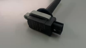 ORIGINAL BOSCH IGNITION COIL NISSAN LIVINA LATIO ALMERA SYLPHY TEANA X-TRAIL CAR COIL IGNITION PLUG COIL 3 PIN F01R00A067