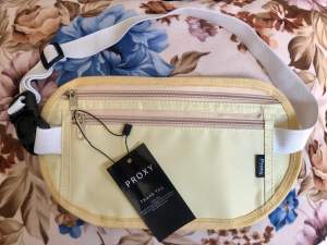 COD ✅ Tas Pinggang Travel Anti Maling Dompet Hp Kartu Pria Dan Wanita cocok untuk olahraga sepeda lari