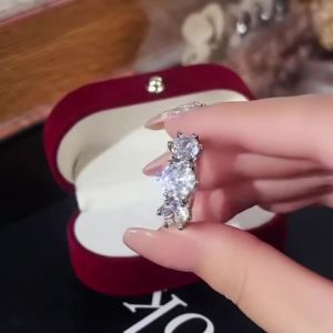 Huitan Elegant Women Rings Two Colors Metal Finger Accessories Inlaid Three Sparkling CZ For Wedding Daily Party Chic Jewelry