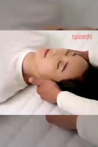 Bantal Pijat Leher Bentuk C-Rest Pillow / Pereda Sakit Neck Relaxer Tulang Belakang Chiropractic Cervical Massage Simple Ringan 019-32 | Bantal Pijat Leher Akupuntur | Bantal Pijat leher