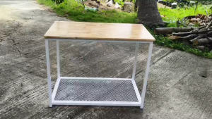 ชั้นวางของ 2 ชั้น ชั้นวางตู้ ชั้นวางตกแต่งบ้าน ชั้นวางของแบบเหล็ก โครงเหล็ก 1 นิ้ว ไม้พารา 15 มม. ขนาด 50/70 ชม.