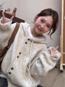 ผู้หญิง มีฮู้ด คาร์ดิเกน เสื้อสเวตเตอร์ หนาขึ้น หลวม เสื้อถักสไตล์ นุ่มสบาย ฤดูใบไม้ร่วง ฤดูหนาว แฟชั่น สไตล์เกาหลี ชุด