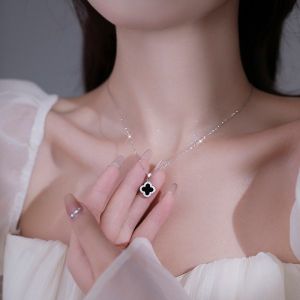 Fashion Alloy Necklace For Women Four Leaf Clover Pendants Necklaces women accessories Nonfading necklace Party Birthday Gift