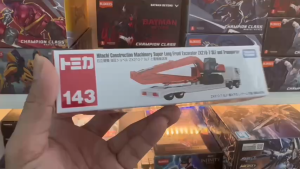 Mô Hình Xe Tomica Long No.143 Hitachi Excavator & Transporter