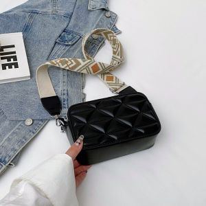 Elegant Womens Crossbody Bag Simple Fashion Summer New Style 2025 Wide Strap Single Shoulder Bag Versatile Small Square Bag