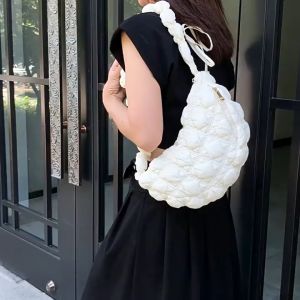 BNG Soft Bag, กระเป๋าโฮโบ สะพายข้าง ผู้หญิง ก้อนเมฆ, สไตล์เกาหลี, น้ำหนักเบา