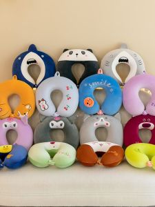 หมอนคอกลมทรง U ฟองน้ำจำลองพกพาได้ หมอนคอกลมแบบถอดได้ หมอนนุ่มสำหรับเดินทางและทำงาน หมอนคอกลมลายการ์ตูน