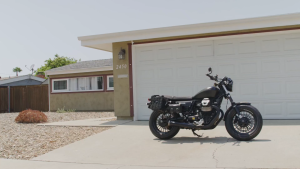 ผ้าคลุมมอเตอร์ไซค์ แบบหนา กันแดด กันฝน ผ้าคลุมรถมอไซค์ ผ้าคลุมมอไซค์ เหมาะ Forza 350 Vespa PCX xmax300 กันรอยขีดข่วน