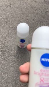 LEBIH HEMAT 2 PC NIVEA DEODORANT EXTRA WHITENING 50ML / DEODORANT NIVEA / NIVEA DEO /NIVEA ROLL ON EXTRA WHITENING / NIVEA DEO ROLL ON EXTRA WHITENING