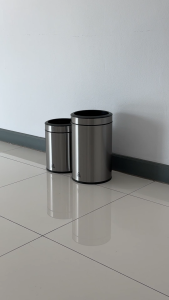 Jenstore Octopus ถังขยะสเตนเลส ถังขยะสแตนเลส ไม่มีฝาปิด ทรงกลม 8 ลิตร Model : OPB-08