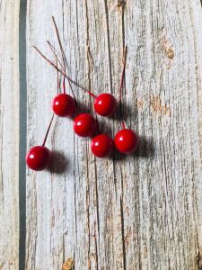 Christmas Decorative Red Berry Foam Simulated Fruit New Year Decoration Vine Circle Home Decorations Artificial Flowers