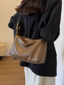 2024 New Arrival Commuters All-Matching Large Shoulder Bag Womens Fashion Classy Soft Leather Crossbody Shoulder Large Capacity Japanese Style Messenger Bag