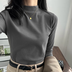 เสื้อยืดคอกลมแขนยาวผ้ากำมะหยี่ทรงสลิมฟิตสำหรับผู้หญิง เสื้อชั้นในฤดูใบไม้ร่วงและฤดูหนาว สีขาวและสีดำ เสื้อยืดคอกลมสำหรับใส่ลำลอง ผ้าฝ้ายผสมยืดหยุ่น