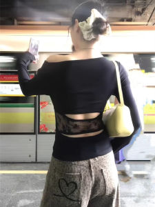 เสื้อยืดแขนยาวผู้หญิงฤดูใบไม้ผลิและฤดูใบไม้ร่วงบางเซ็กซี่ลูกไม้เปิดไหล่เอวเผ็ดร้อนเสื้อชั้นในสตรีสุดเก๋ไก๋ในเมือง