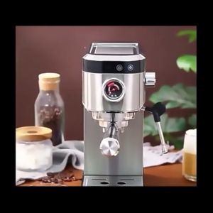Mesin Espresso Rumah Kantor Berbusa Uap Semi-otomatis Kecil Dengan Mesin All-in-one