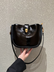 Luxury Leather Womens Bag 2025 New Large Capacity Underarm Single Shoulder Saddle Bag Fashionable Crossbody Bag