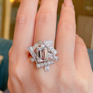 Huitan Fashion Irregular Shaped Women Rings with Sparkling CZ Personality Finger Accessories for Hip Hop Party New Jewelry