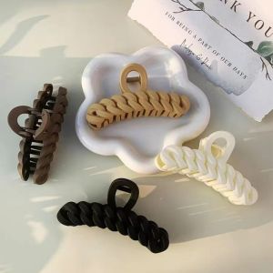 กิ๊บติดผมรูปทรงคล้ายกะโหลก ขนาดใหญ่ ลายกะหล่ำปลีนมัน สำหรับผู้หญิง สไตล์วินเทจ พร้อมโซ่ คลิปหนีบผมแบบเรียบง่าย เหมาะสำหรับฤดูร้อน