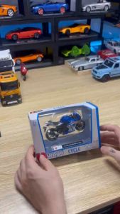 Mô Hình Mô Tô Kim Loại 1/18 SUZUKI GSX R1000R Bburago Dùng Để Trưng Bày Bàn Làm Việc Làm Đồ Chơi Trẻ Em
