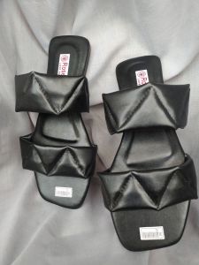 sandal wanita terbaru 2023/sandal wanita Korean style