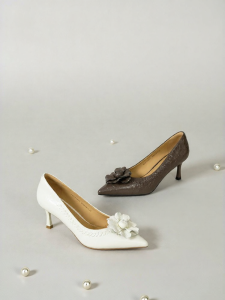 Slim Heel Camellia Pointed Toe Pumps