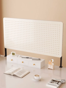 กระดานหลุม Pegboard DIY แผ่นกระดานติดผนัง เพ็กบอร์ดติดผนัง แขวนเครื่องมือบนโต๊ะโดยไม่ต้องเจาะรู