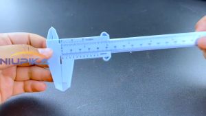 JANGKA SORONG SIGMAT PENGGARIS 8 INCH PLASTIK 0 - 200 MM